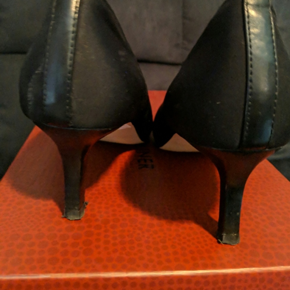 Black Crepe Elastic Donald Pliner Pumps - Picture 2 of 4